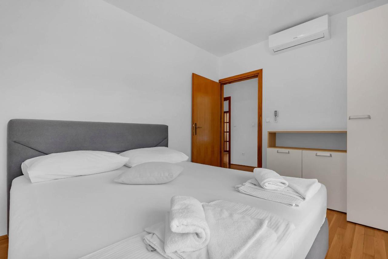 Apartments Marin Brela Ngoại thất bức ảnh