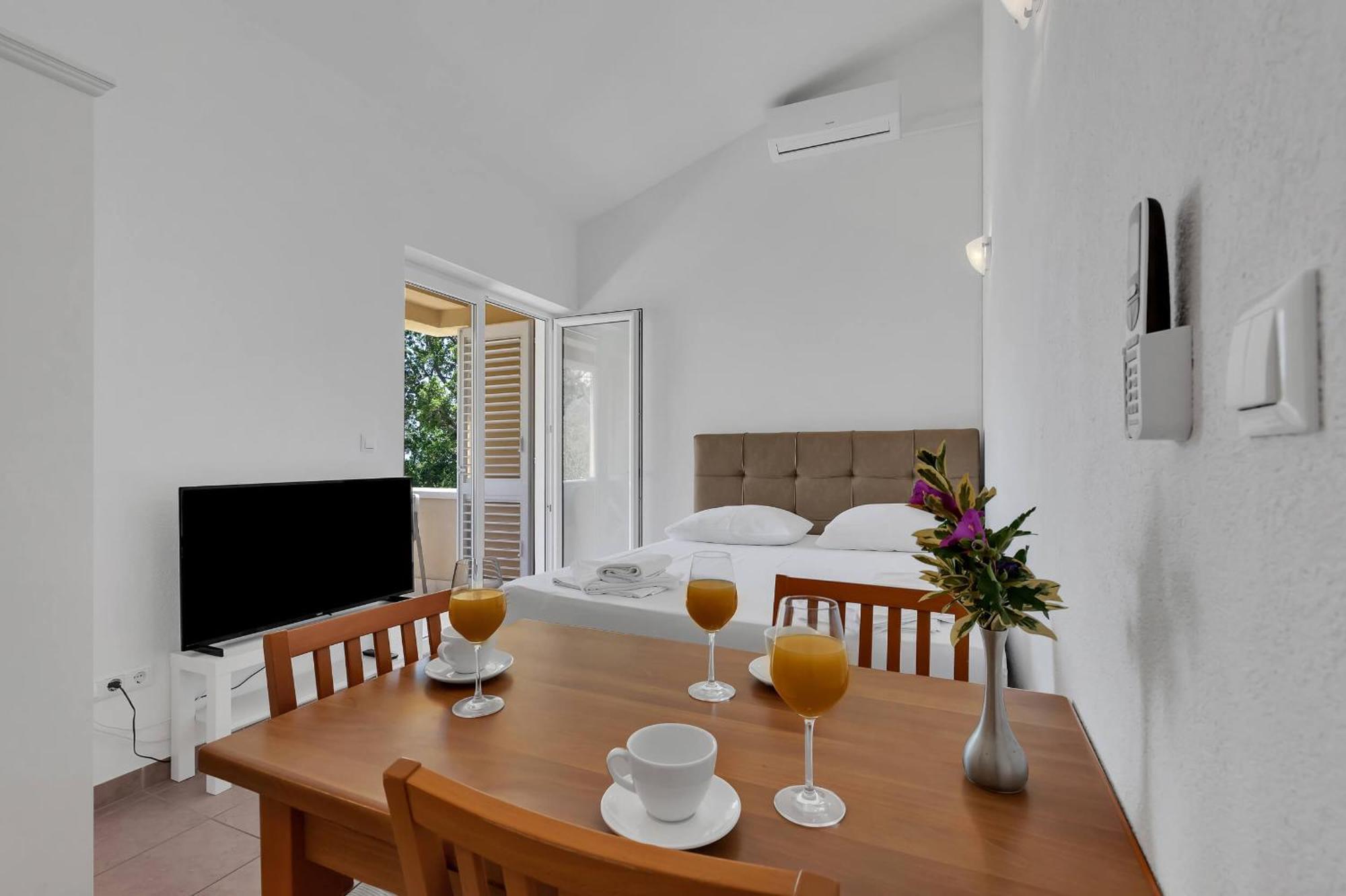 Apartments Marin Brela Phòng bức ảnh